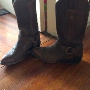 Frye Billy Harness Boots size 8